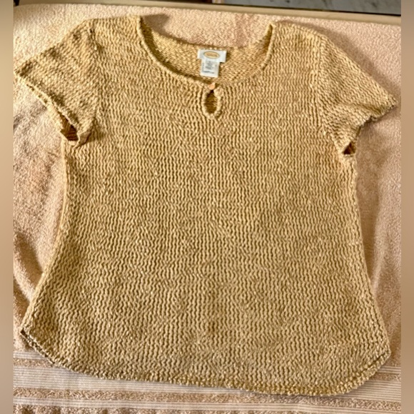Talbots Tops - Talbot’s tan‎ shortsleeve knit pullover scoop neck keyhole detail L